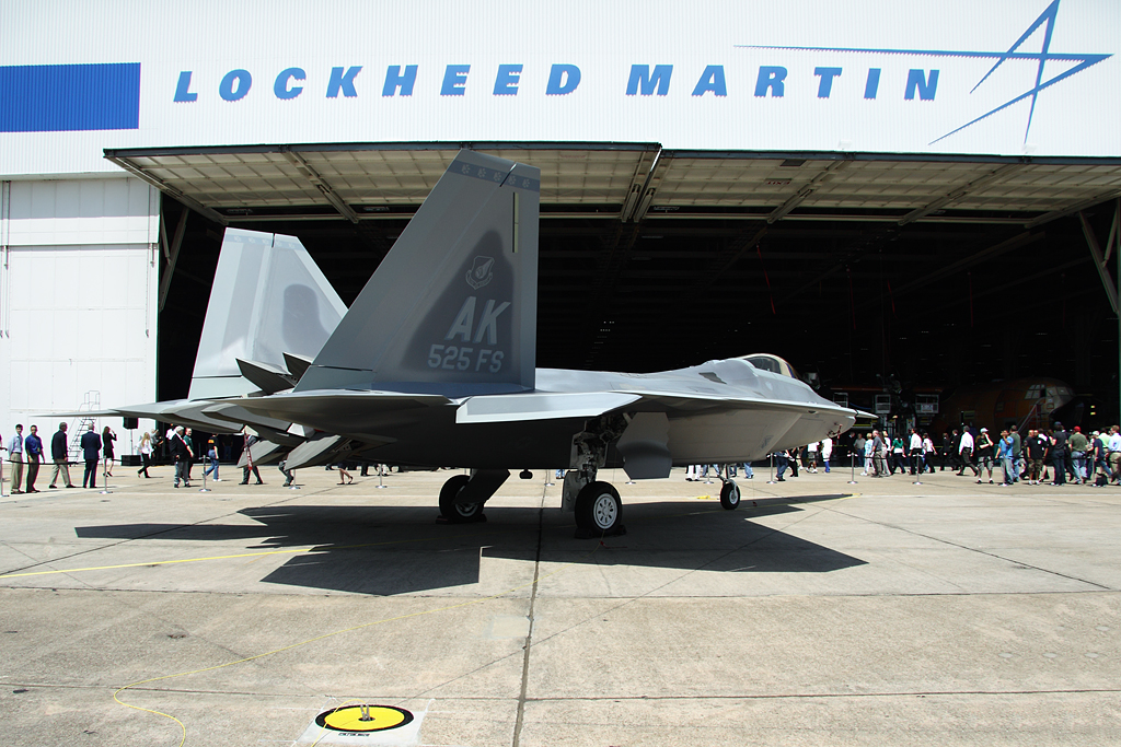 Photo of plane at Lockheed