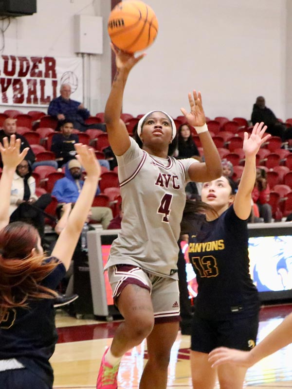 Marauders Womens Basketball Game
