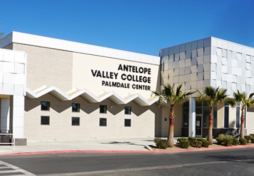 The Palmdale Center front entrance. 